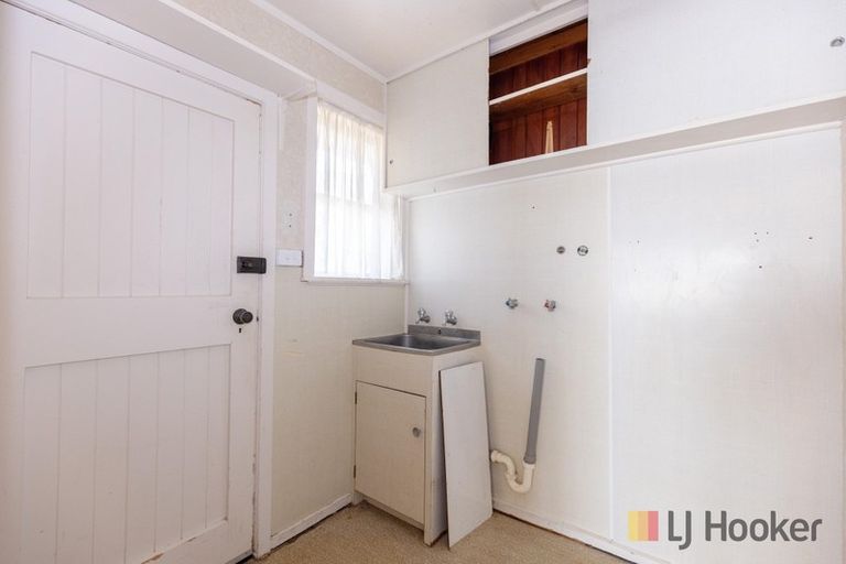 Photo of property in 42 Harper Street, Gonville, Whanganui, 4501