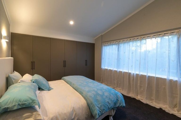 Photo of property in 89 Avonhead Road, Avonhead, Christchurch, 8042