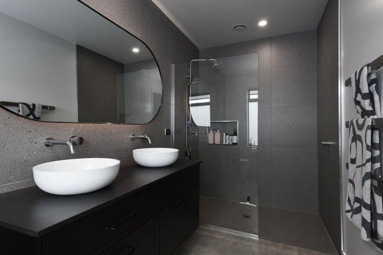 Photo of property in 162 Kawaha Point Road, Kawaha Point, Rotorua, 3010