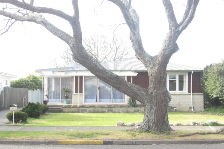 Photo of property in 18 Geddis Avenue, Maraenui, Napier, 4110