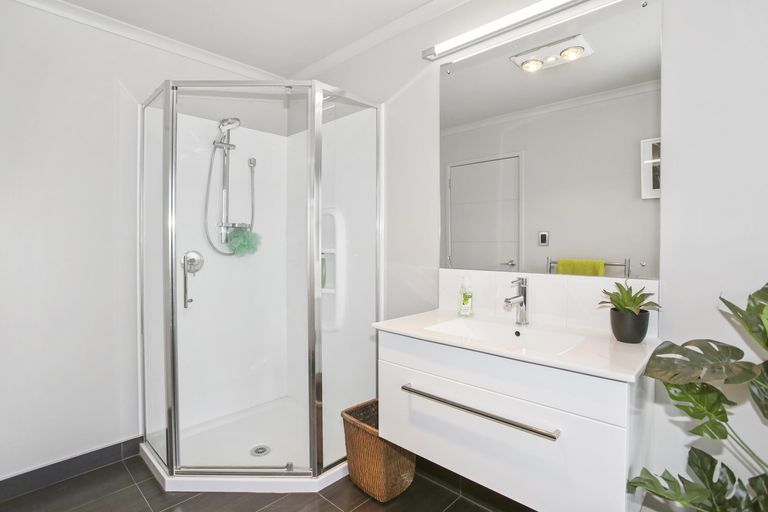 Photo of property in 13 Hillpark Drive, Pokeno, 2402