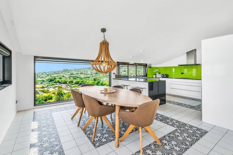 Photo of property in 21 Whareora Terrace, Cashmere, Christchurch, 8022