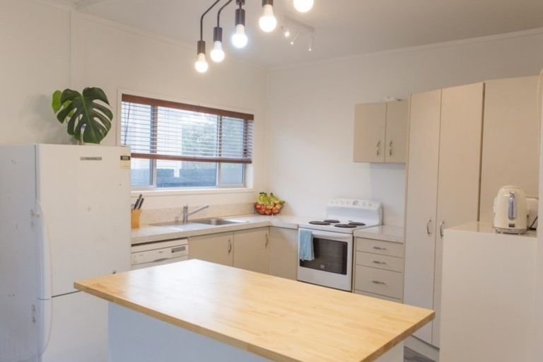 Photo of property in 357a Cambridge Road, Hillcrest, Hamilton, 3216