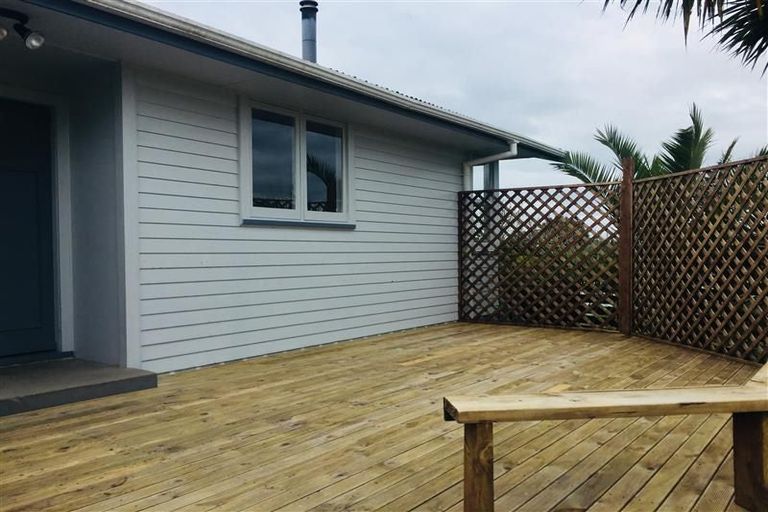 Photo of property in 3 Nikau Place, Parahaki, Whangarei, 0112