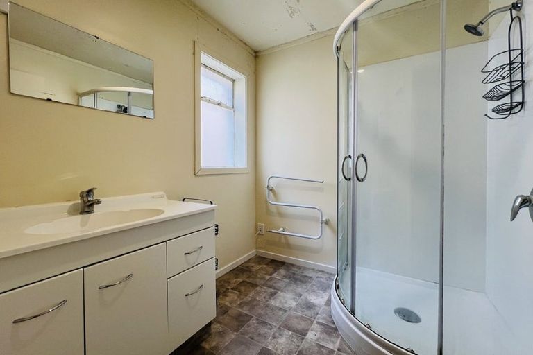 Photo of property in 126 Harbour Terrace, North Dunedin, Dunedin, 9016