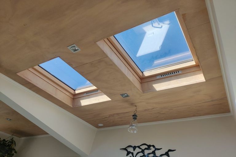 Photo of property in 10 Kotuku Place, Snells Beach, 0920