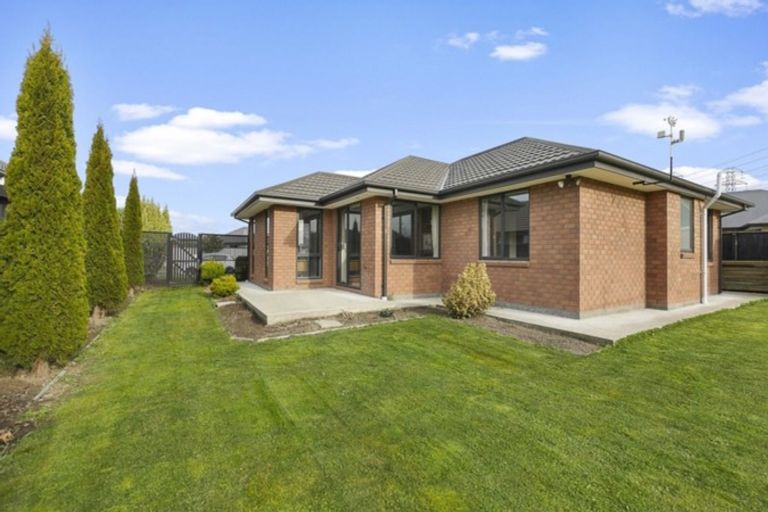 Photo of property in 9 Little Oaks Drive, Yaldhurst, Christchurch, 8042
