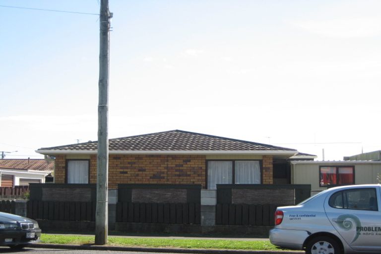 Photo of property in 45 Buller Street, New Plymouth, 4310