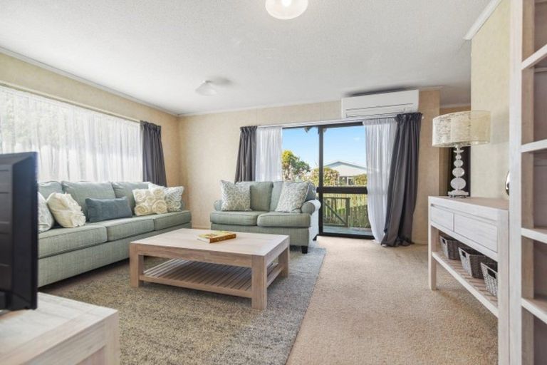 Photo of property in 4/55 Tuhikaramea Road, Dinsdale, Hamilton, 3204