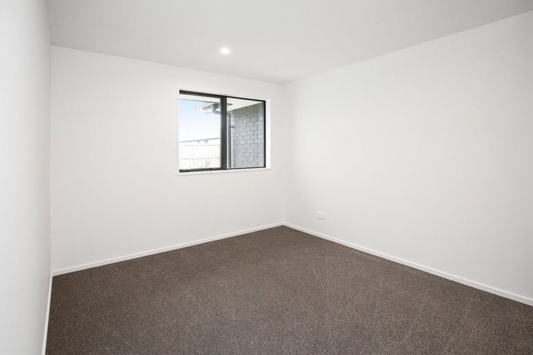 Photo of property in 3 Stackwood Avenue, Woodend, 7610