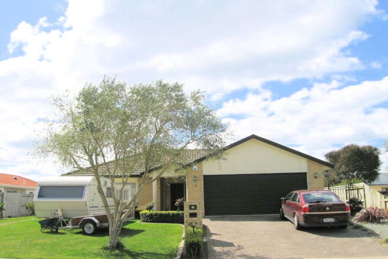 Photo of property in 16 Larisa Grove, Papamoa Beach, Papamoa, 3118