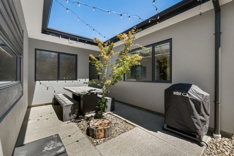 Photo of property in 45 Mount Linton Avenue, Wanaka, 9305