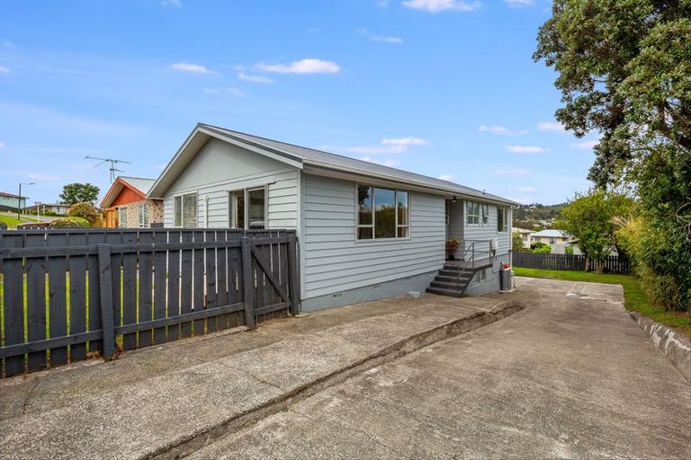 Photo of property in 58 Desert Gold Street, Ascot Park, Porirua, 5024