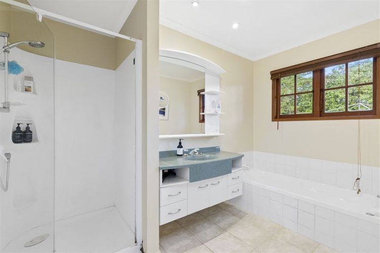 Photo of property in 36 Awaroa Stream Drive, Waiuku, 2123