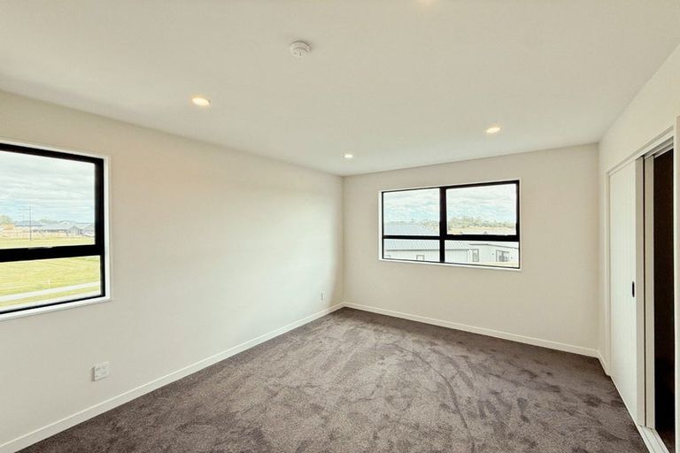 Photo of property in 2 Kobe Street, Karaka, 2580