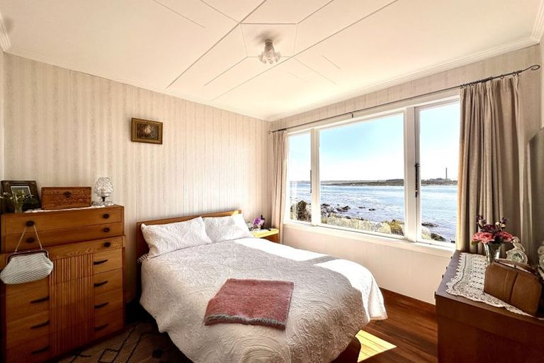 Photo of property in 78 Marine Parade, Bluff, 9814