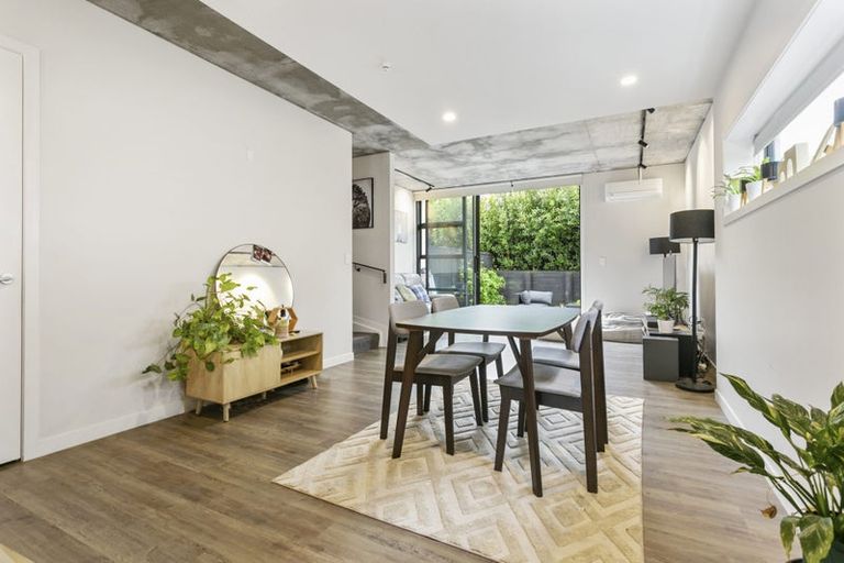 Photo of property in 9/4163 Great North Road, Glen Eden, Auckland, 0602