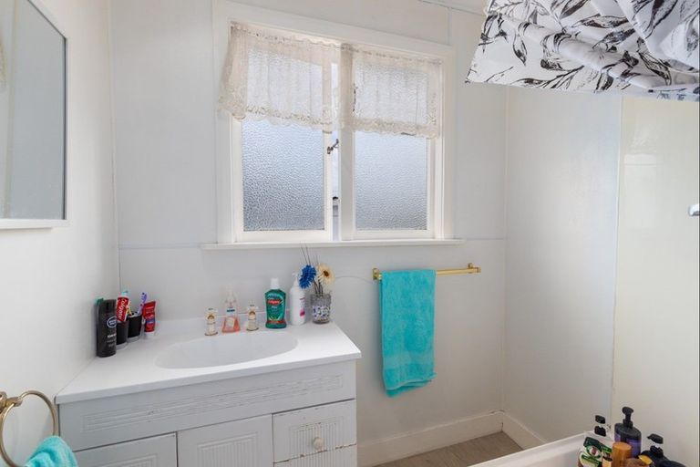 Photo of property in 311 Bower Avenue, North New Brighton, Christchurch, 8083