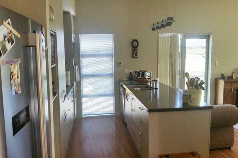 Photo of property in 17 Highpeak Place, Wigram, Christchurch, 8025