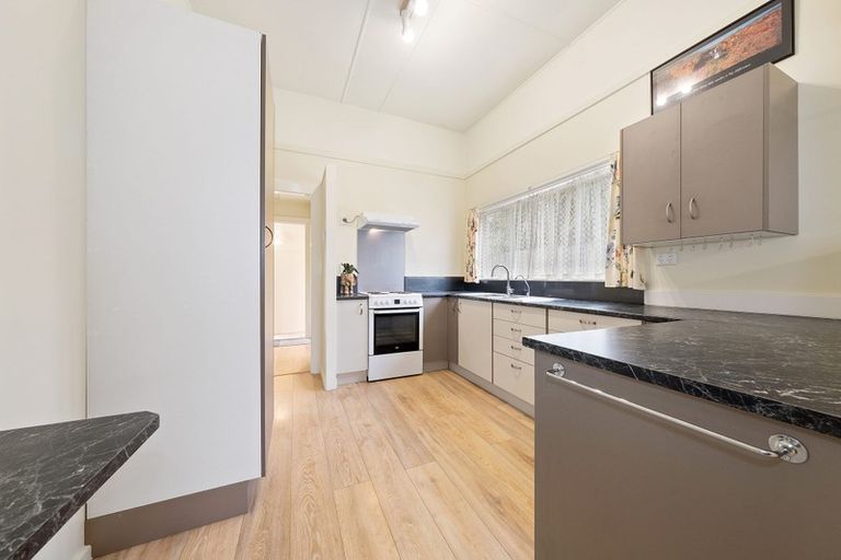 Photo of property in 227 Marine Parade, New Brighton, Christchurch, 8061