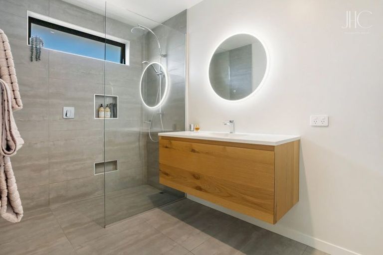 Photo of property in 16 Pegasus Court, Mount Pisa, Cromwell, 9383