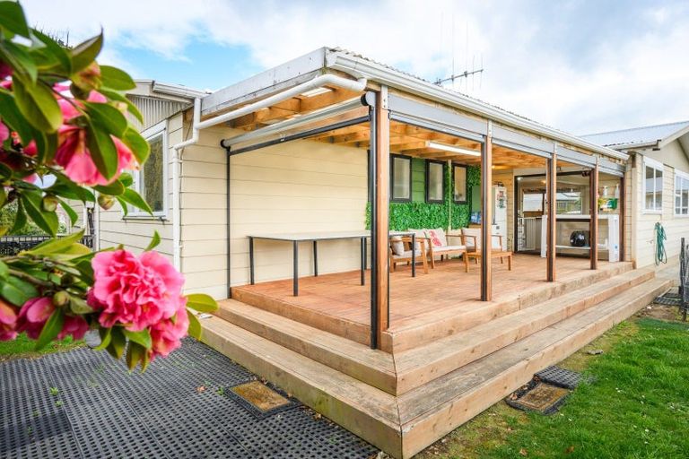 Photo of property in 8 Craven Court, Ashhurst, 4810