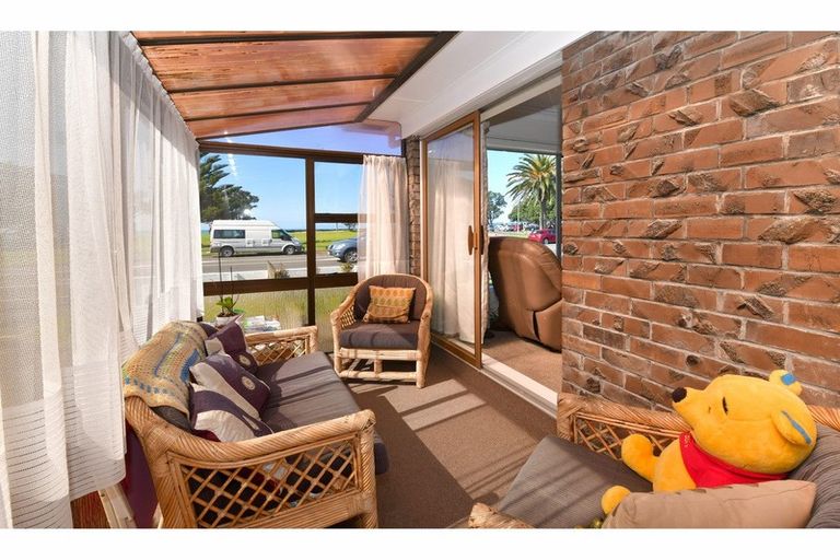 Photo of property in 1/262 Hibiscus Coast Highway, Orewa, 0931