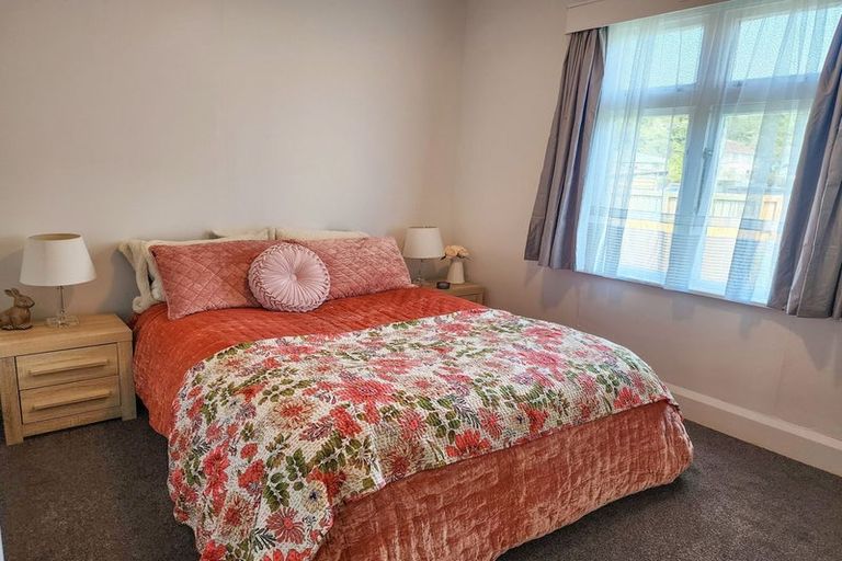 Photo of property in 42 Marsden Road, Greymouth, 7805