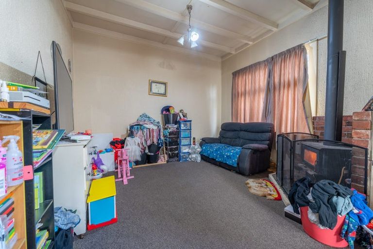 Photo of property in 72 Avenue Road, West End, Timaru, 7910