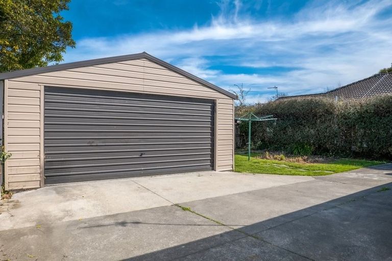 Photo of property in 147 Wairakei Road, Bryndwr, Christchurch, 8053