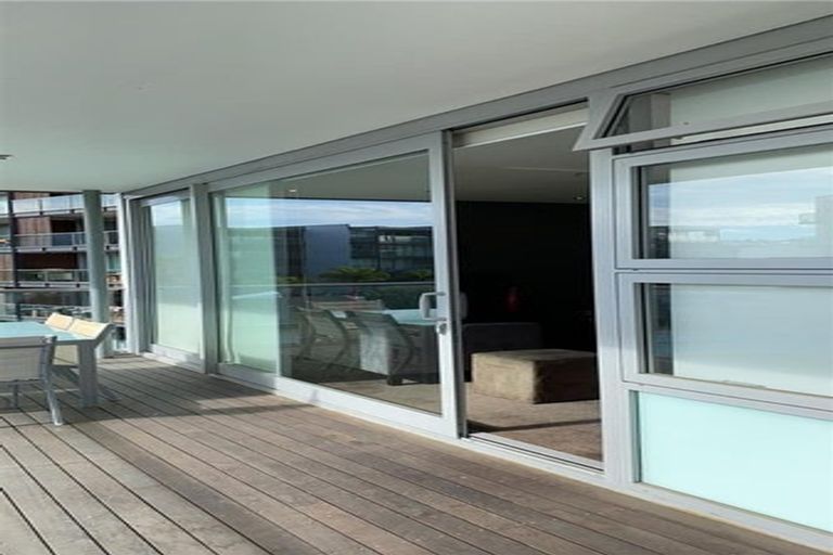 Photo of property in 302b/14 West Quay, Ahuriri, Napier, 4110