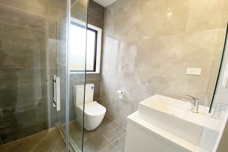 Photo of property in 43 Hikuawa Road, Flat Bush, Auckland, 2019