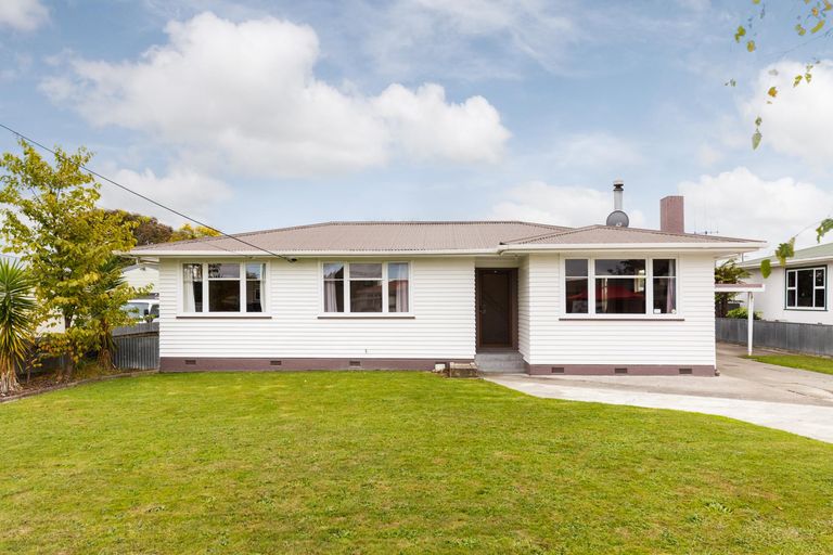 Photo of property in 113 Amberley Avenue, Highbury, Palmerston North, 4412