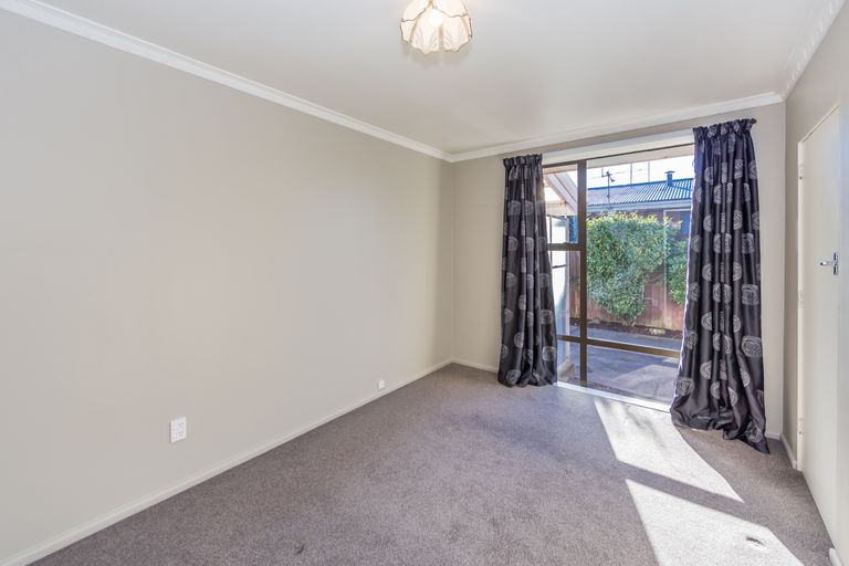 Photo of property in 10 Maple Street, Bishopdale, Christchurch, 8053
