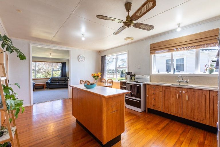 Photo of property in 11 Neptune Street, Dannevirke, 4930