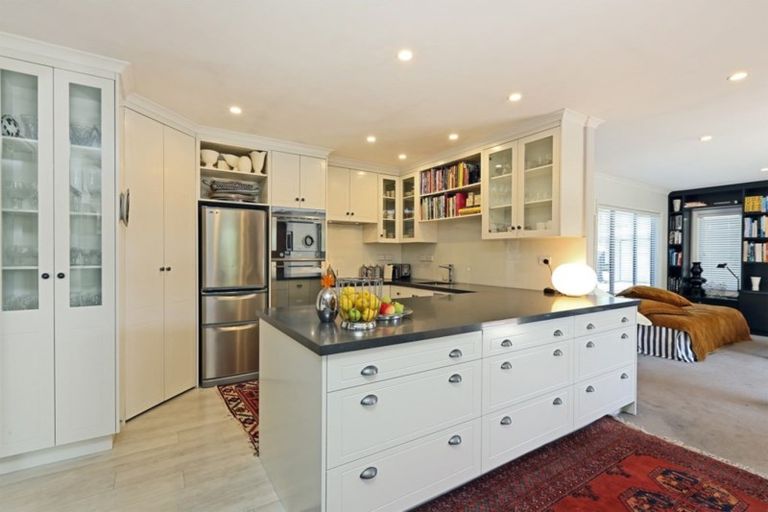 Photo of property in 48a Te Aute Road, Havelock North, 4130