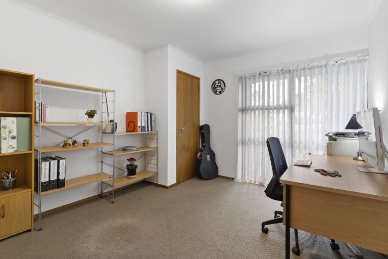 Photo of property in 54 Marina View Drive, West Harbour, Auckland, 0618