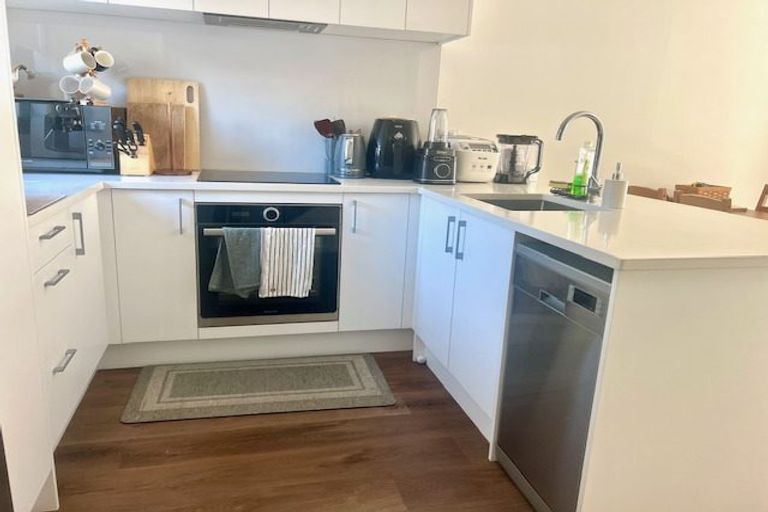 Photo of property in 10 Rara Lane, Manukau, Auckland, 2104