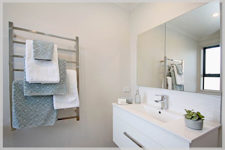 Photo of property in 25 Story Street, Foxton Beach, Foxton, 4815