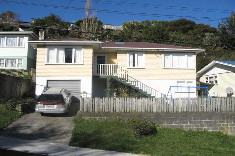 Photo of property in 22 Manor Drive, Stokes Valley, Lower Hutt, 5019