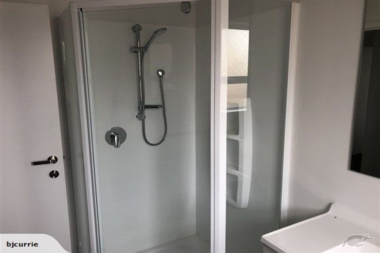 Photo of property in 35 Lombard Street, Palmerston North, 4410