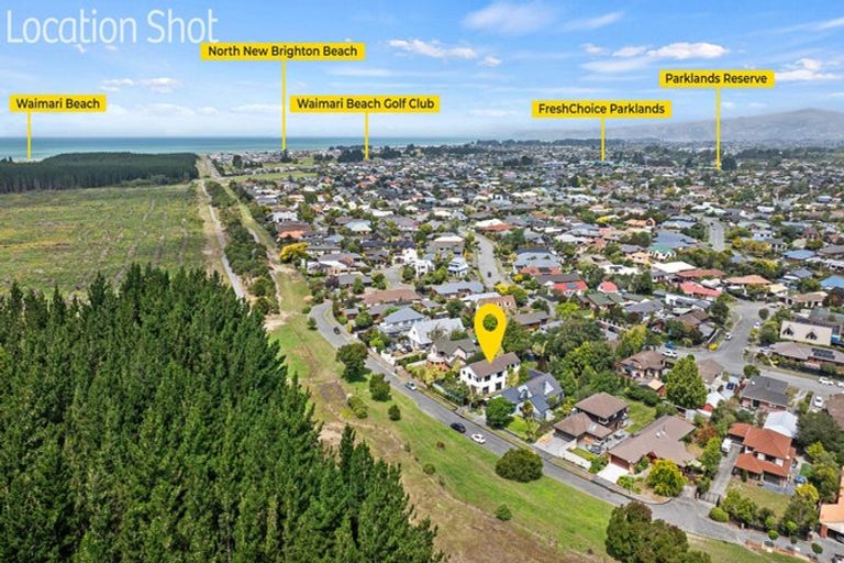 Photo of property in 15 Willoughby Lane, Parklands, Christchurch, 8083