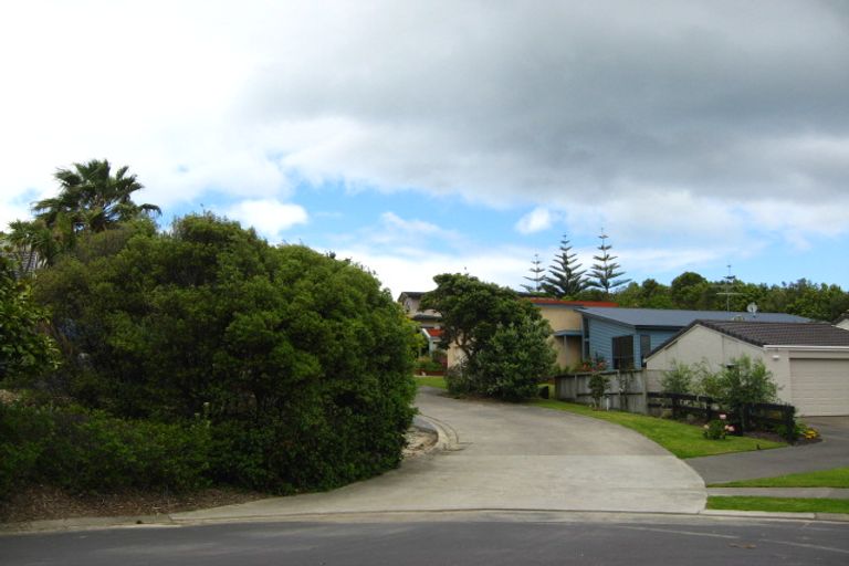 Photo of property in 39 Serene Place, Gulf Harbour, Whangaparaoa, 0930