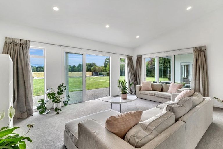 Photo of property in 26 Cotter Street, Greytown, 5712