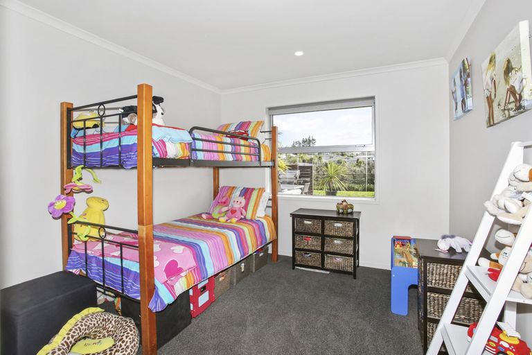 Photo of property in 13 Hillpark Drive, Pokeno, 2402