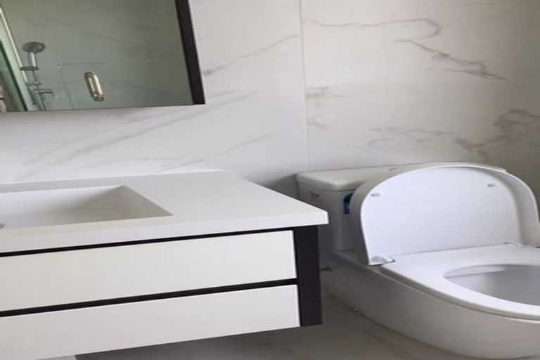 Photo of property in 10 Lilac Lane, Oteha, Auckland, 0632