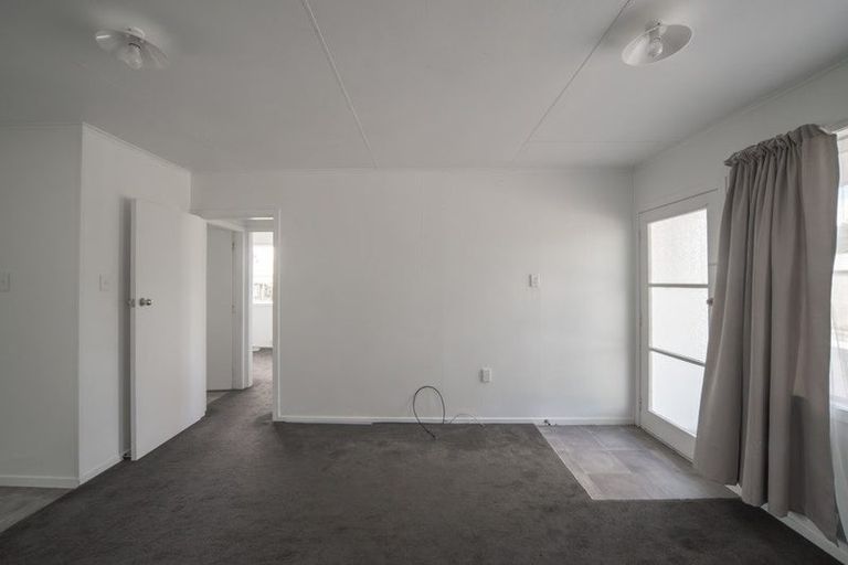 Photo of property in 5b Pollen Crescent, Melville, Hamilton, 3206