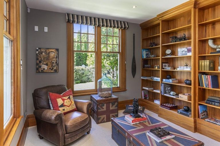 Photo of property in 5 Saint Barnabas Lane, Fendalton, Christchurch, 8052