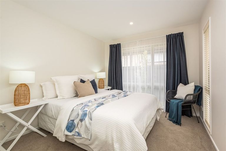 Photo of property in 24 Horoeka Street, Avonhead, Christchurch, 8042