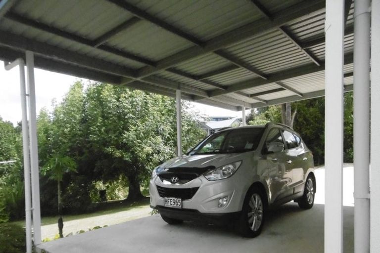 Photo of property in 28 Skudders Beach Road, Kerikeri, 0294